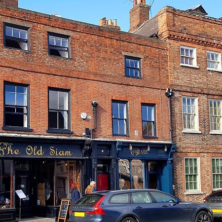 Maison Parfaite Yo1 - Exquisite 400 Year Old, City Centre Townhouse York Esterno foto